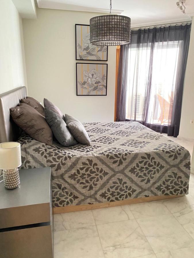 Elegant 2-Bedroom Apartment In Benidorm With Private Pool And Scenic Garden Views Cala de Finestrat Exterior photo